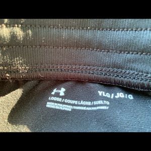 Under Armour Boys size YLG